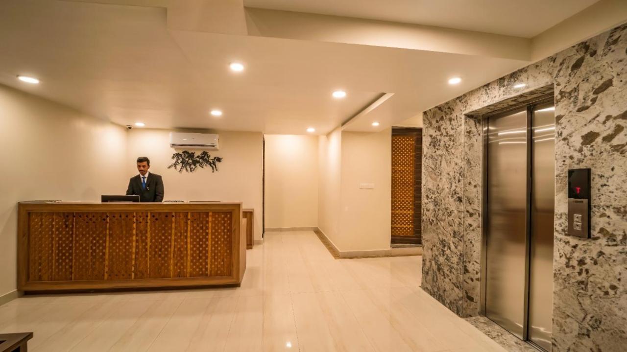 Hotel Wonder Cliff Udaipur Ngoại thất bức ảnh