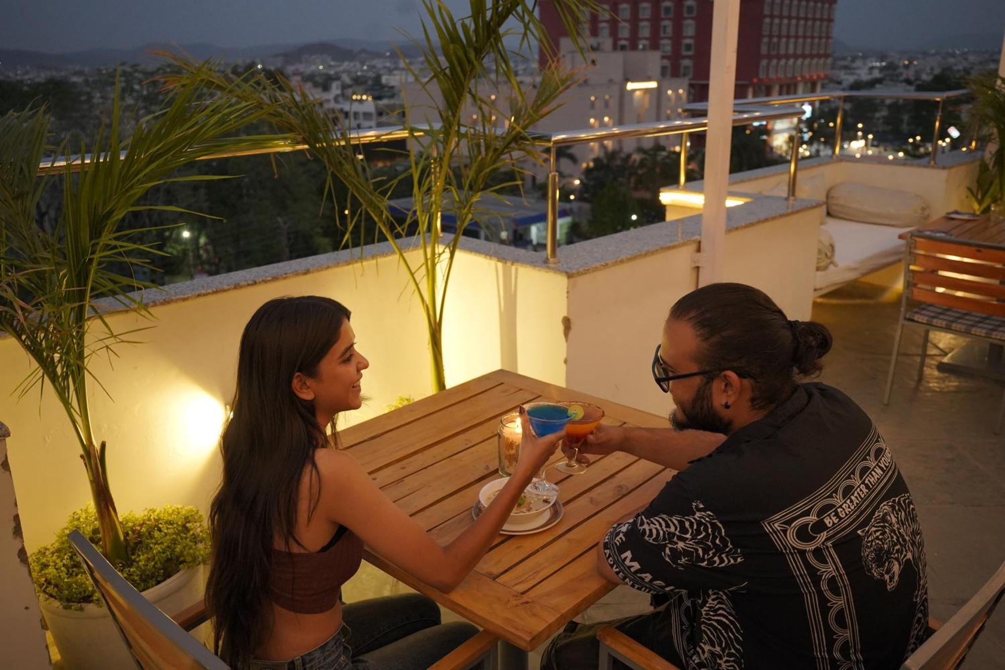 Hotel Wonder Cliff Udaipur Ngoại thất bức ảnh