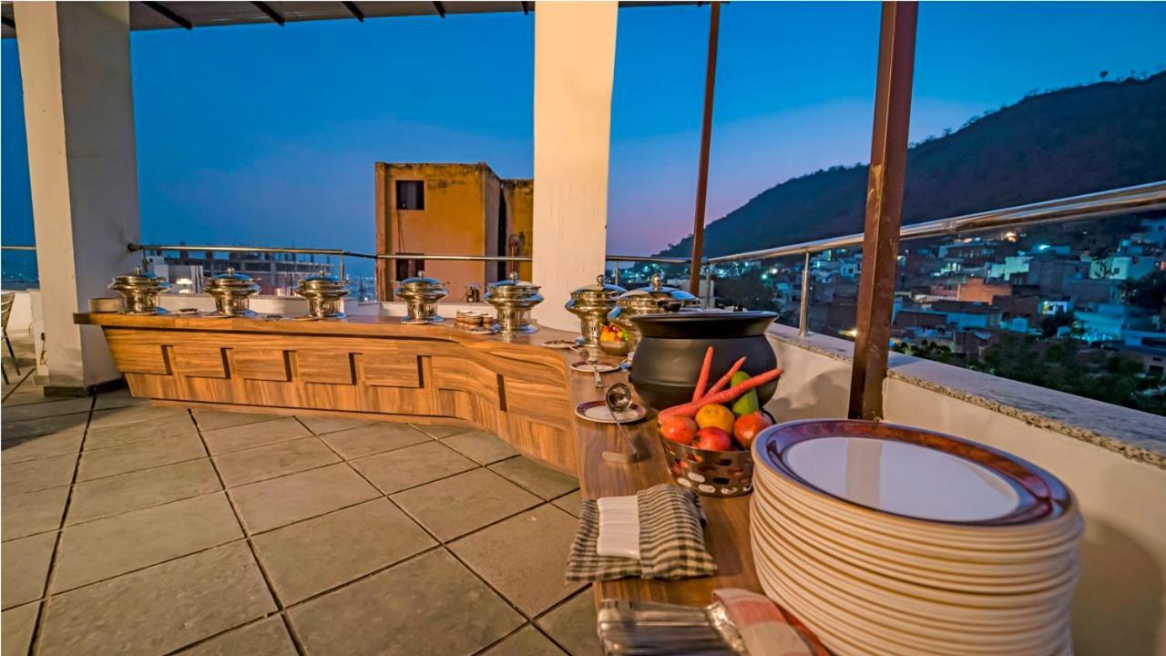 Hotel Wonder Cliff Udaipur Ngoại thất bức ảnh