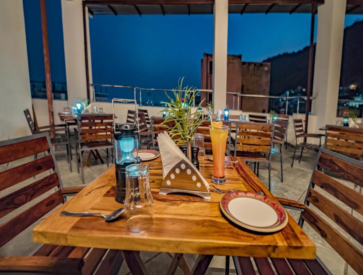Hotel Wonder Cliff Udaipur Ngoại thất bức ảnh
